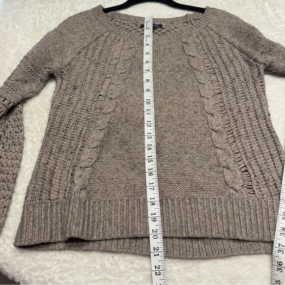 American Eagle Outfitters Women’s Cable Knit Open Knit Back Sweater Taupe Size M - Picture 7 of 8